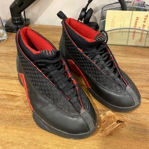 Super Rare Jordan XV (15) - sz 9.5. Very good condition